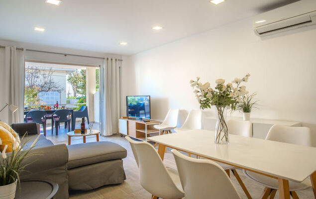 Bon Sol 100m Sandy Beach - Photo 2