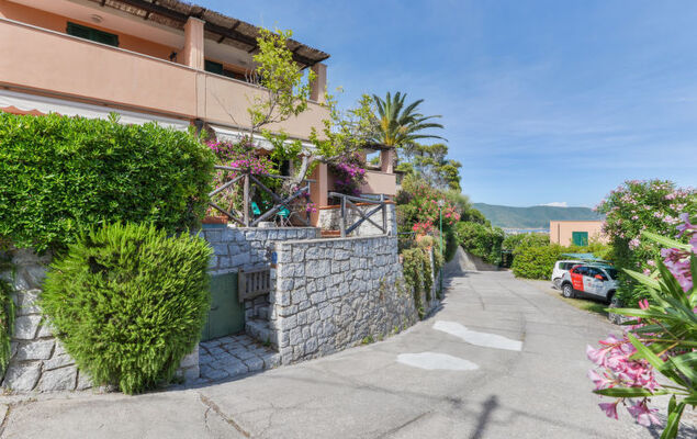 Sunny House - Photo 4