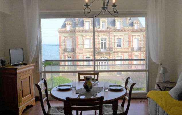 Prince Albert - Photo 10